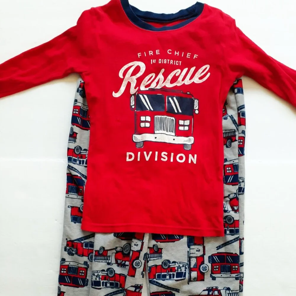 Carter's Boys Pajamas Fire Truck Fleece 2 Piece Set Red Gray Long Sleeve 7